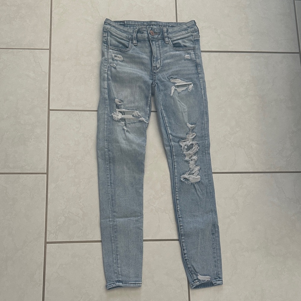American eagle Distressed Blue Jeans skinny stretchy
